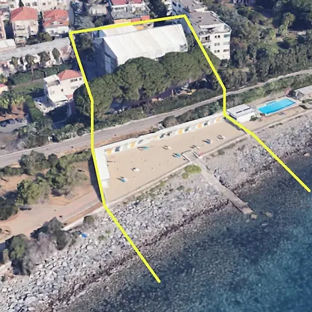 Tirrenia Beach House - Sea Front With Private Beach Sanremo Exterior foto