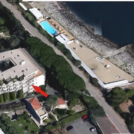 Tirrenia Beach House - Sea Front With Private Beach Sanremo Exterior foto