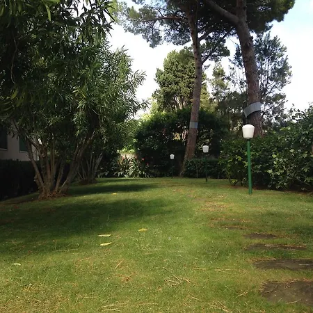 Tirrenia Beach House - Sea Front With Private Beach Sanremo Exterior foto