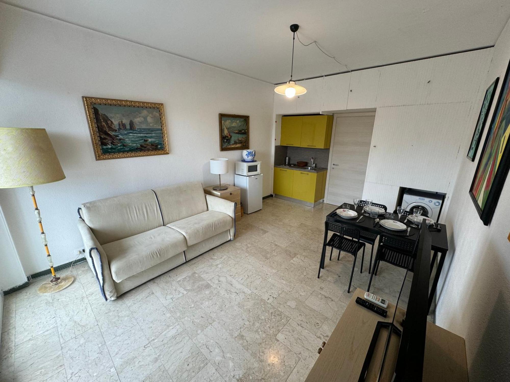 Tirrenia House - Sea Front With Private